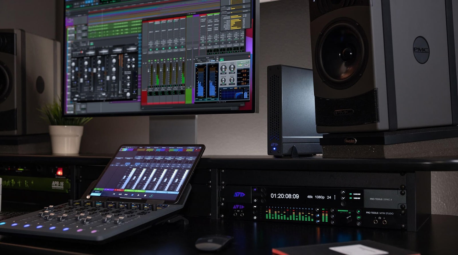 HDX Hybrid Engine with Avid S1 control surface and Pro Tools session